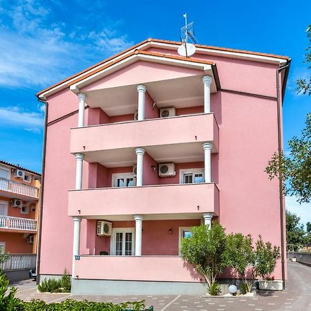 Apartmani Diana Medulin Exterior foto