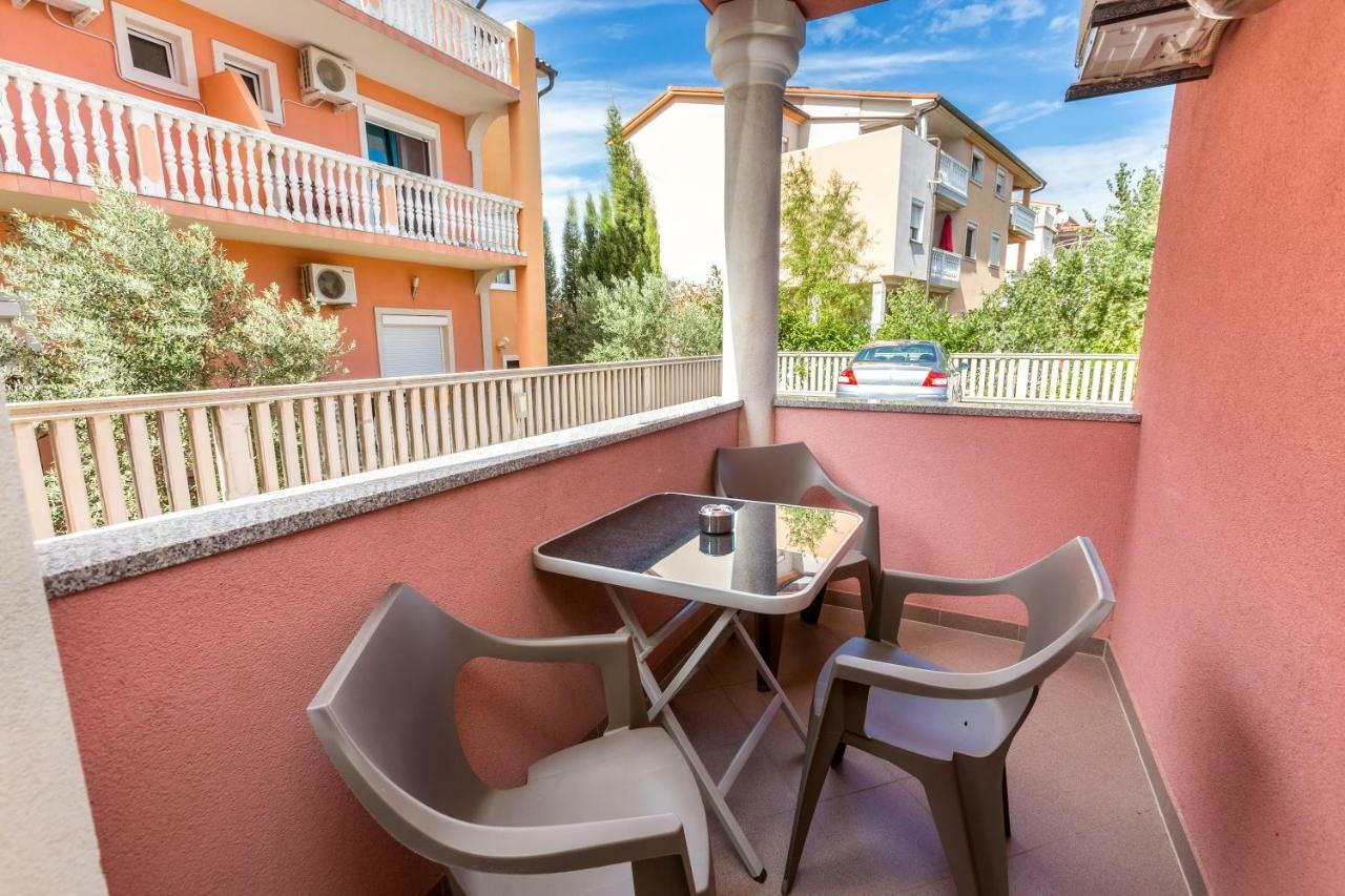 Apartmani Diana Medulin Exterior foto